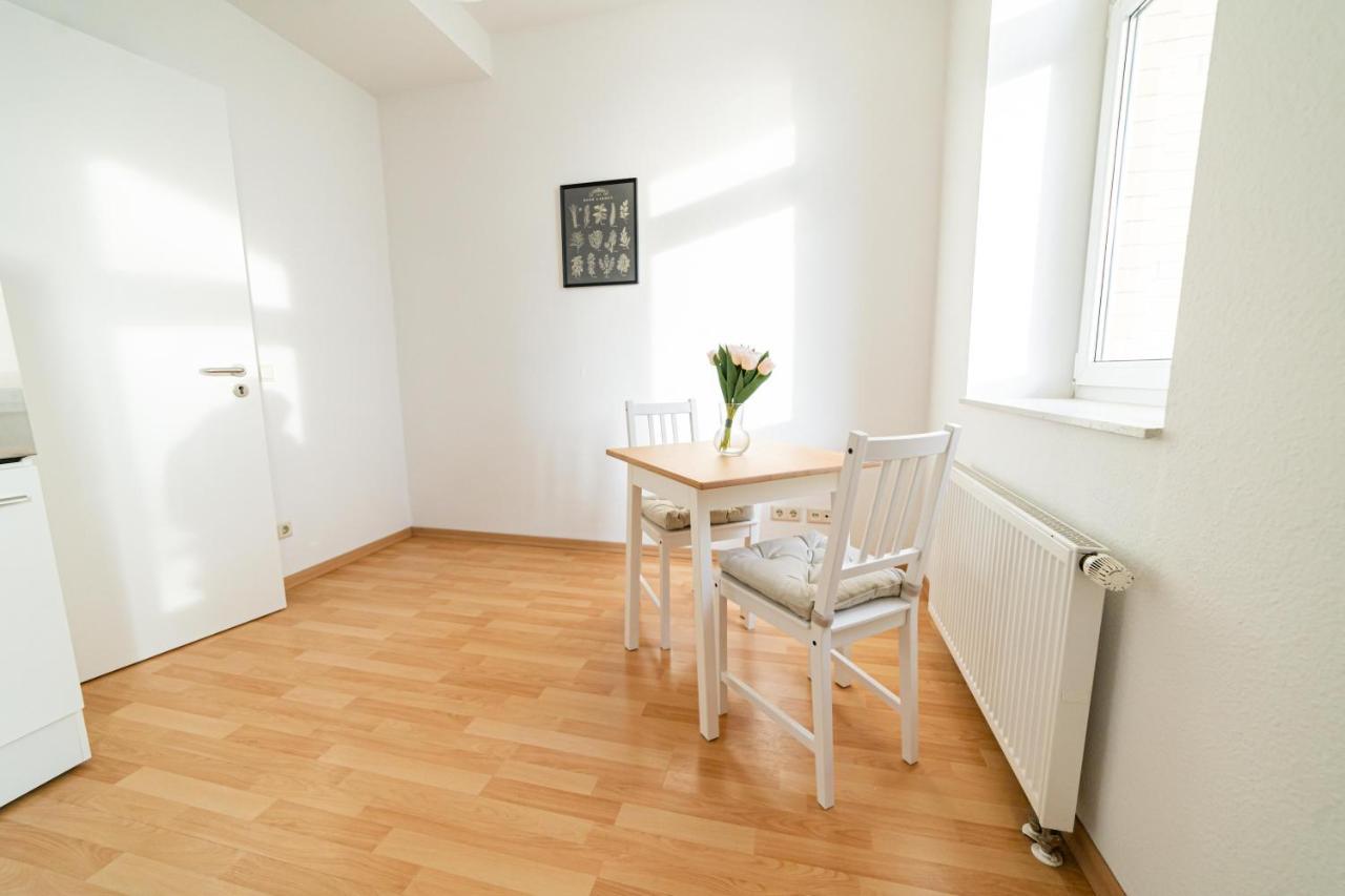 Fullhouse - Magdeburg - L10 Apartments Buitenkant foto