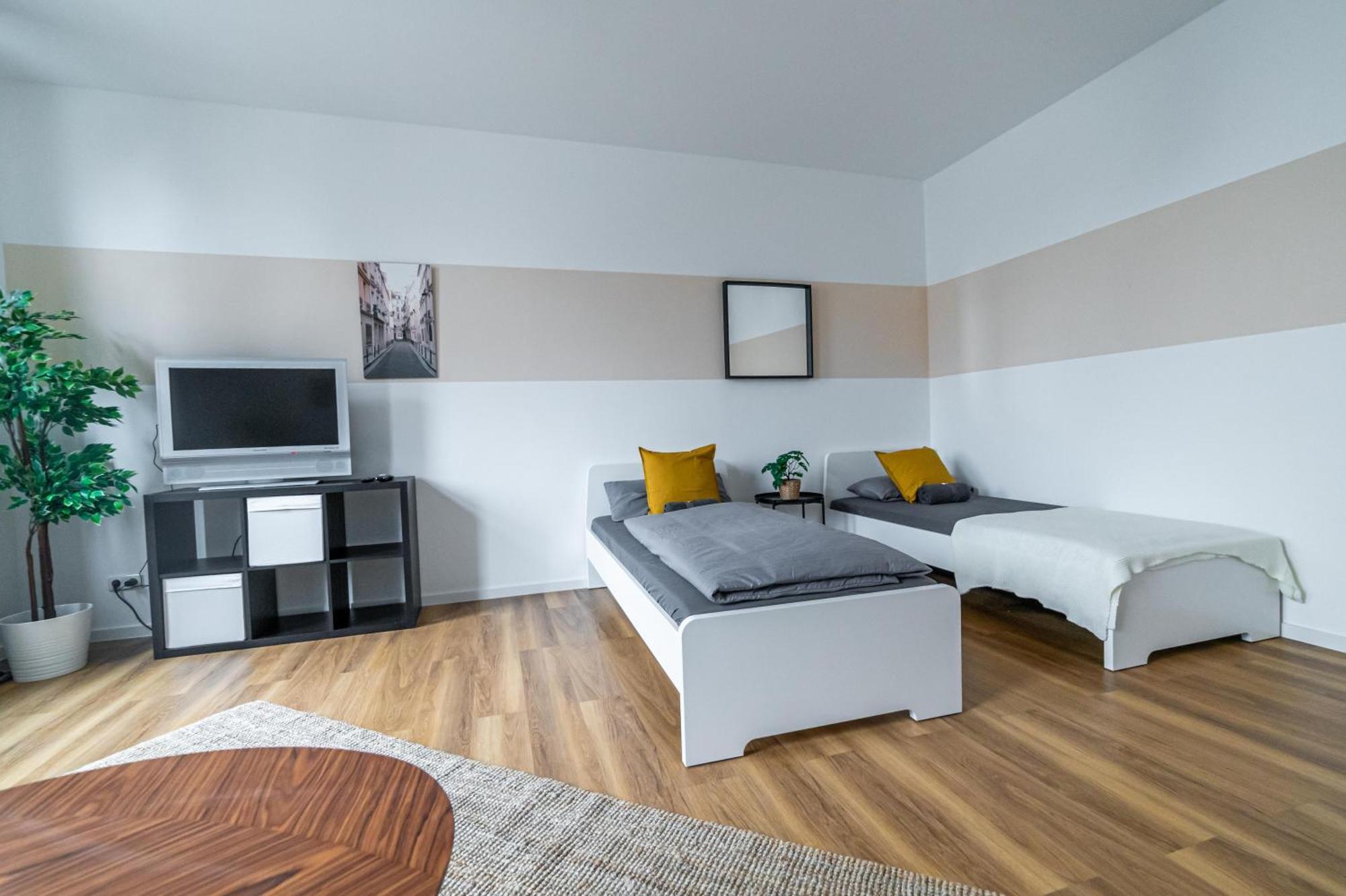 Fullhouse - Magdeburg - L10 Apartments Buitenkant foto