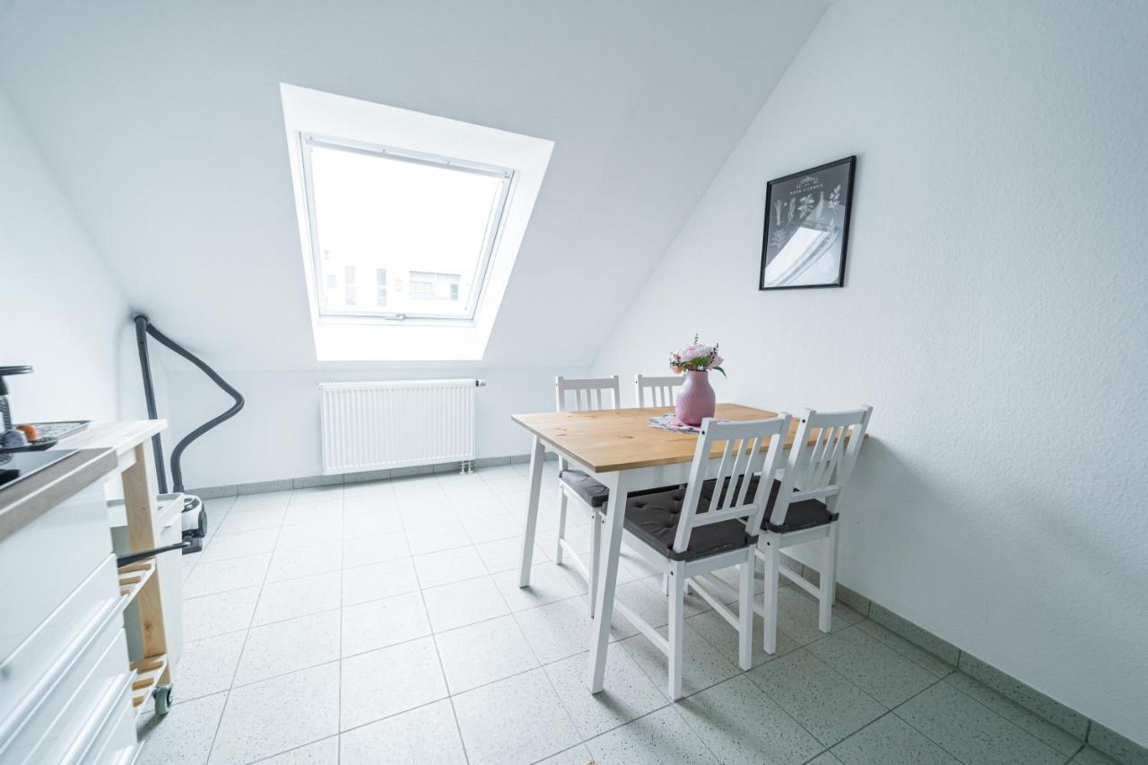 Fullhouse - Magdeburg - L10 Apartments Buitenkant foto