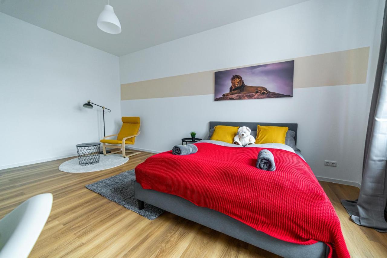 Fullhouse - Magdeburg - L10 Apartments Buitenkant foto