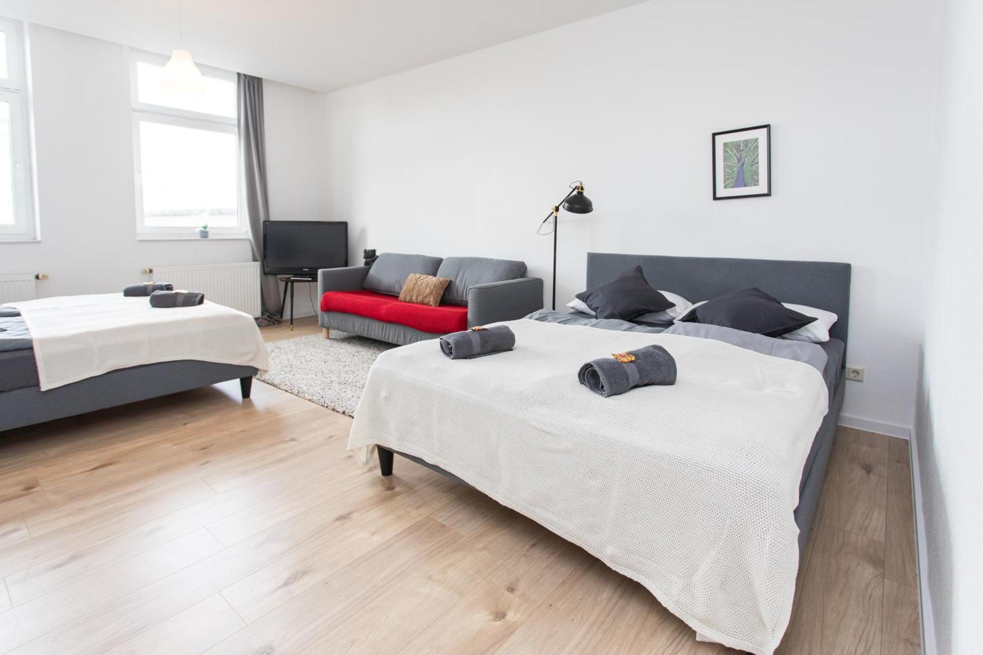 Fullhouse - Magdeburg - L10 Apartments Buitenkant foto
